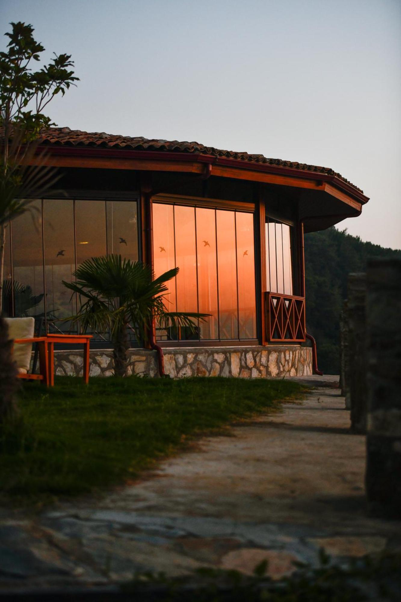 Ephesus Retreat Hotell Izmir Exteriör bild